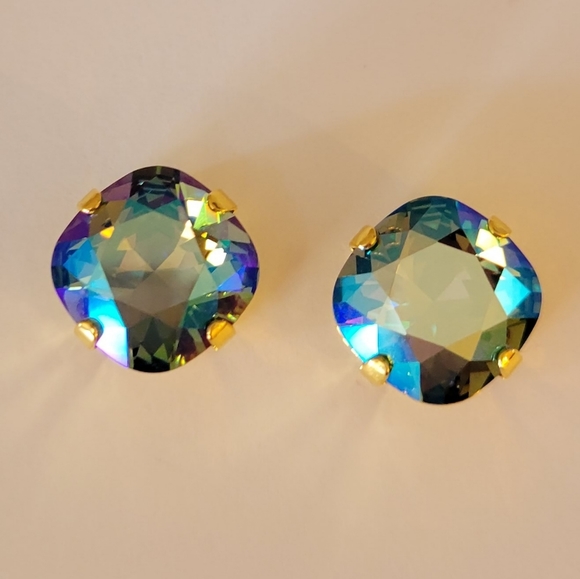 Austrian Crystal Post Earrings in Gold - Picture 3 of 10